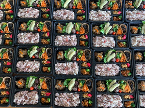 本日テイクアウト営業です