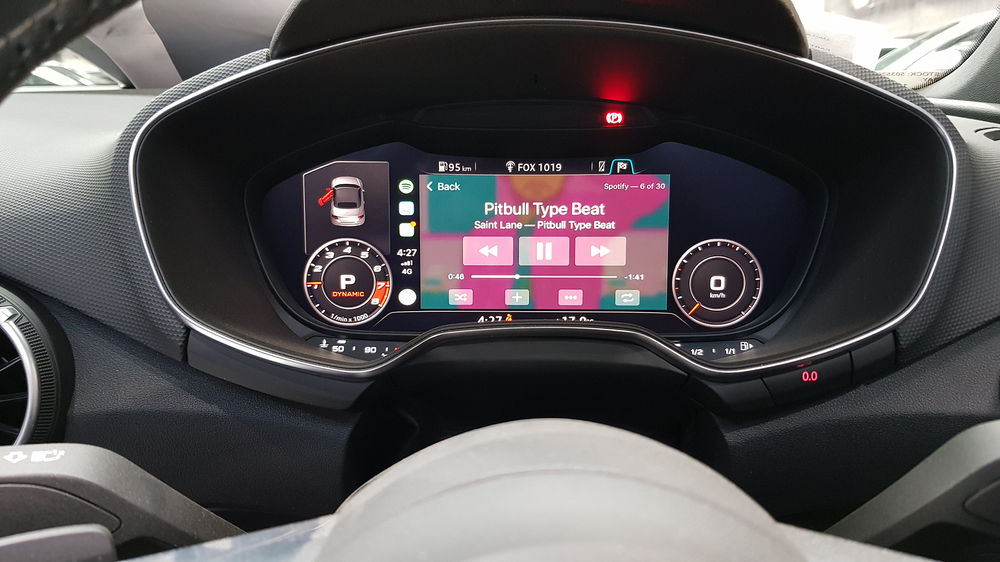 Apple CarPlay Integration on cockpit display of Audi TT