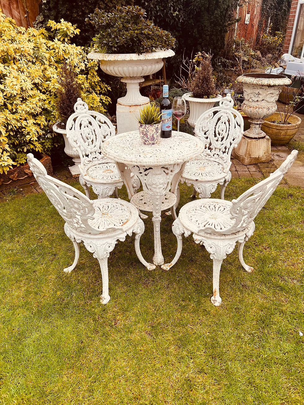 Thumbnail: Victorian Cast Iron Crown Patio Set