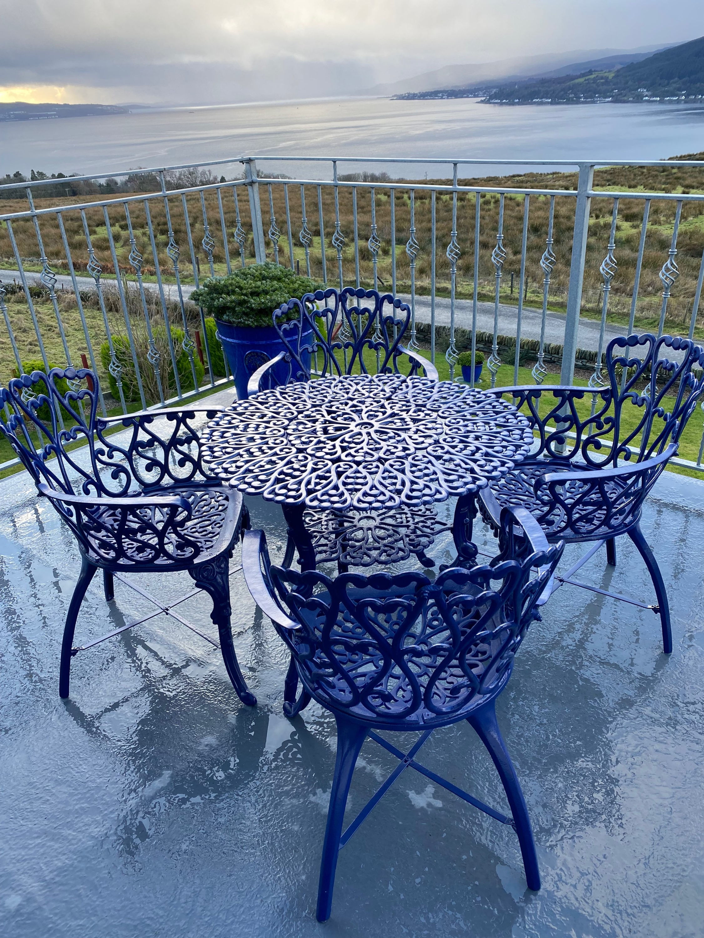 Love Seat Cast Iron Garden Patio Set