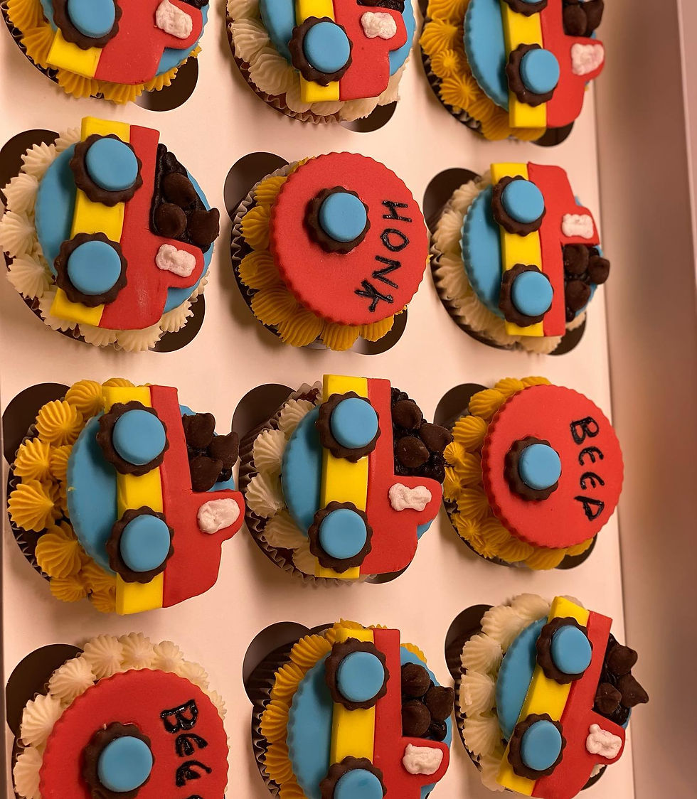 Thumbnail: Fondant Cupcakes