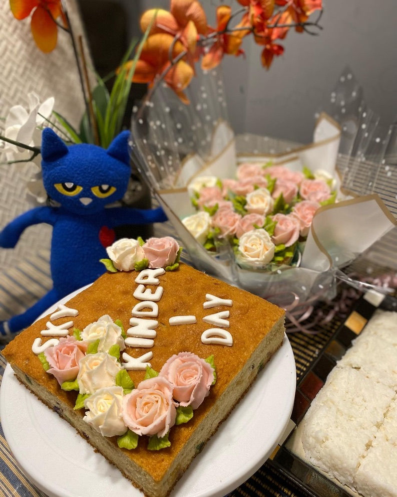 Ribbon cakes