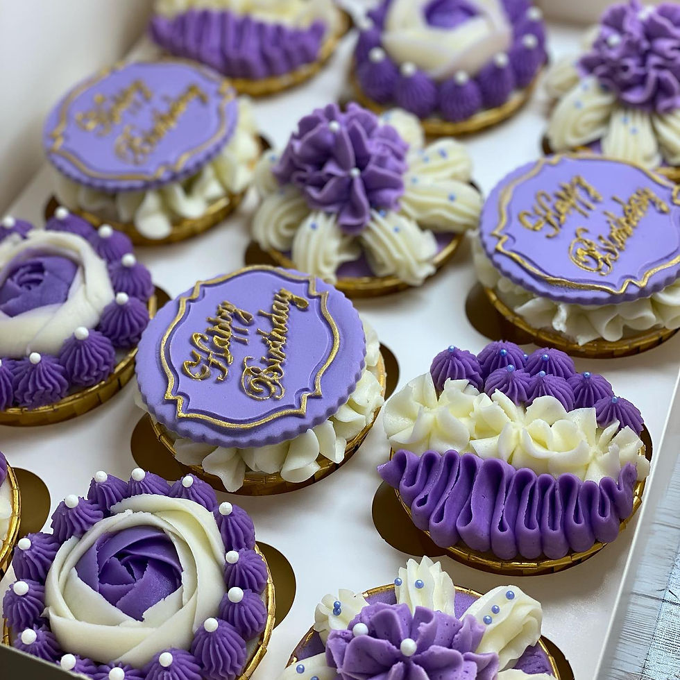Thumbnail: Fondant Cupcakes