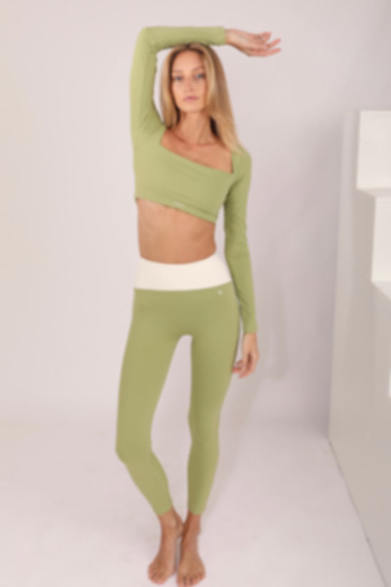 Top Long-Sleeve