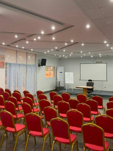 Conference Hall - classroom set