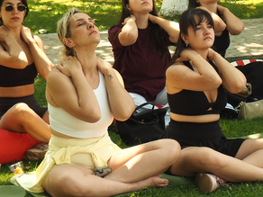 Yüz Yogası ve Profesyonel Masajlar: Gerçekten İşe Yarıyor mu?