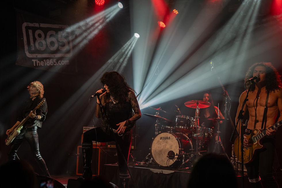 Starbenders at The 1865, Southampton (Photo by JL Crespo)