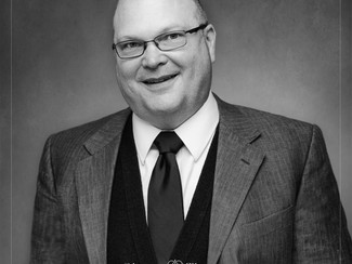 5 Reasons to Get an Updated Business Portrait