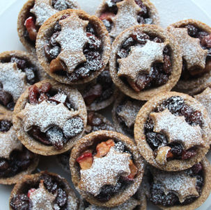 Vegan Mince Pies with homemade Mince Pie Filling