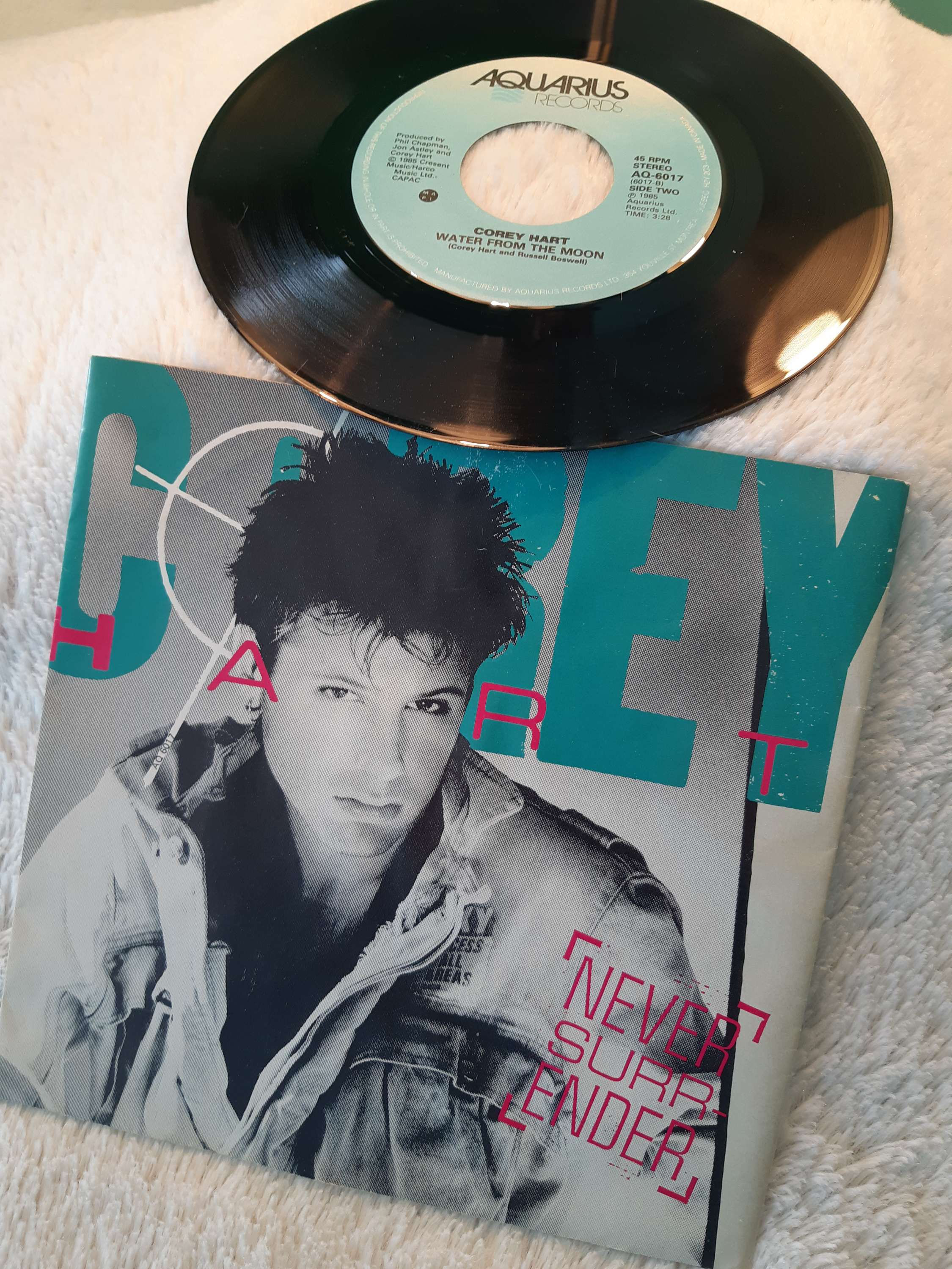 Corey Hart - Never Surrender 45 rpm vinyl classic