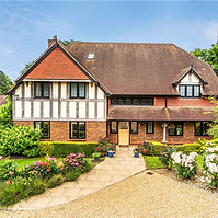 Old-Reigate-Road-Betchworth-Beautiful-Homes.jpg