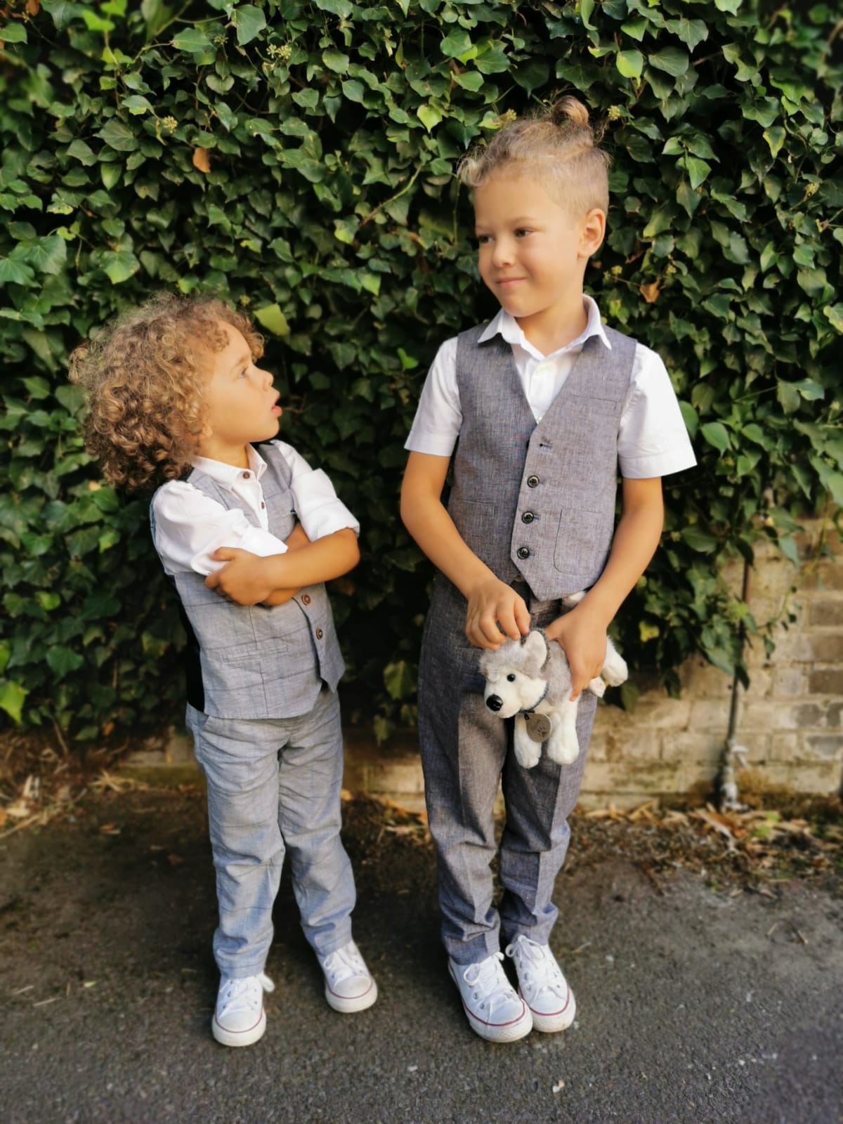 THE LAING BROTHERS