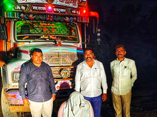 जामखेडमध्ये स्थानिक गुन्हे शाखेची वाळू माफियाविरुद्ध धडक कारवाई; ५.३० लाखांच्या मुद्देमालासह २ आरोपी अटकेत