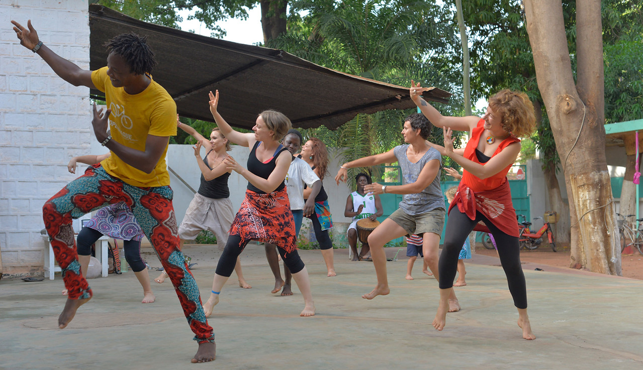 ANGATA danse africaine de guérison développement personnel à Boulogne-sur-mer et à Lille