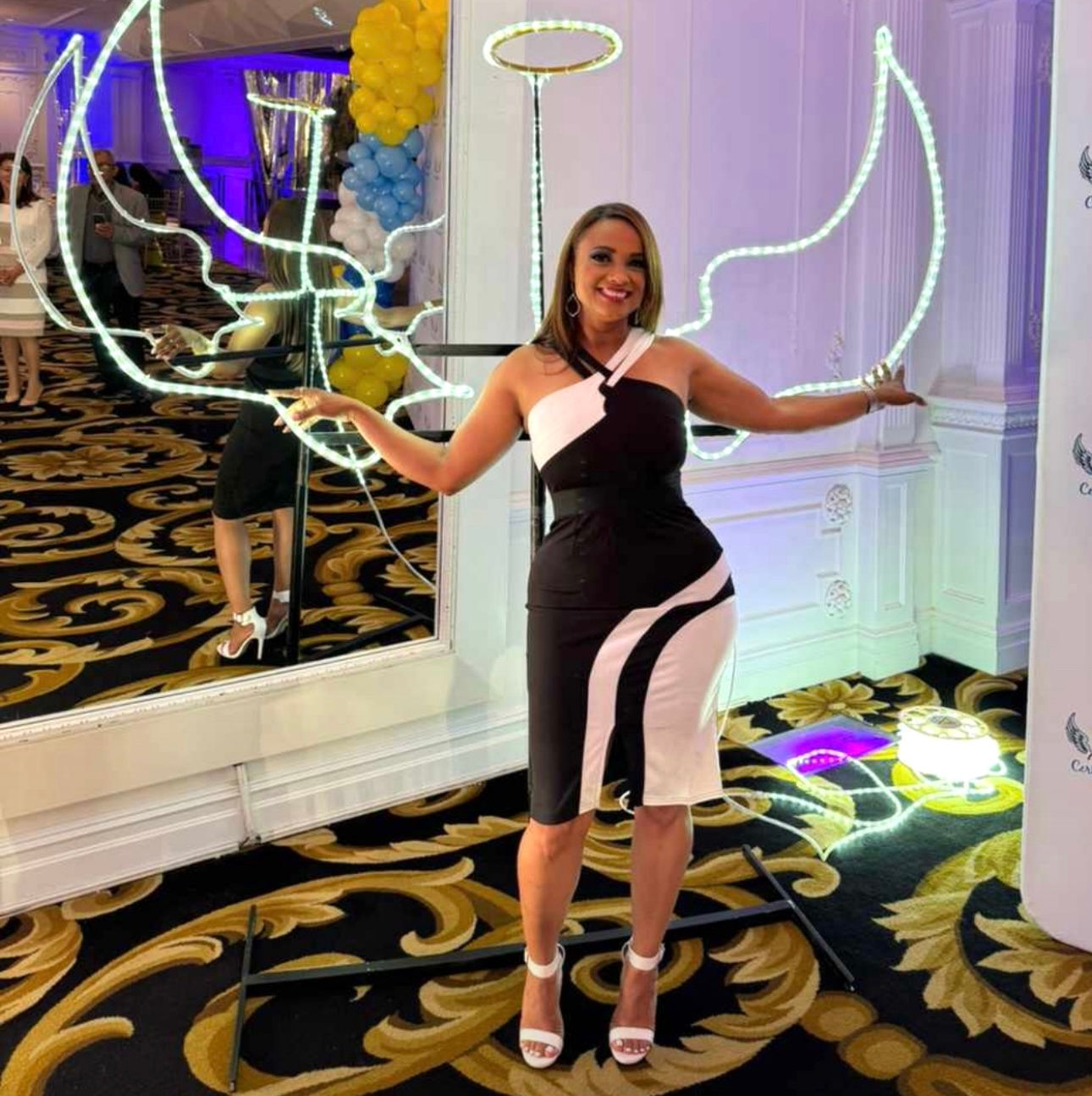 Albidalove Halter Neck Elegant Dress