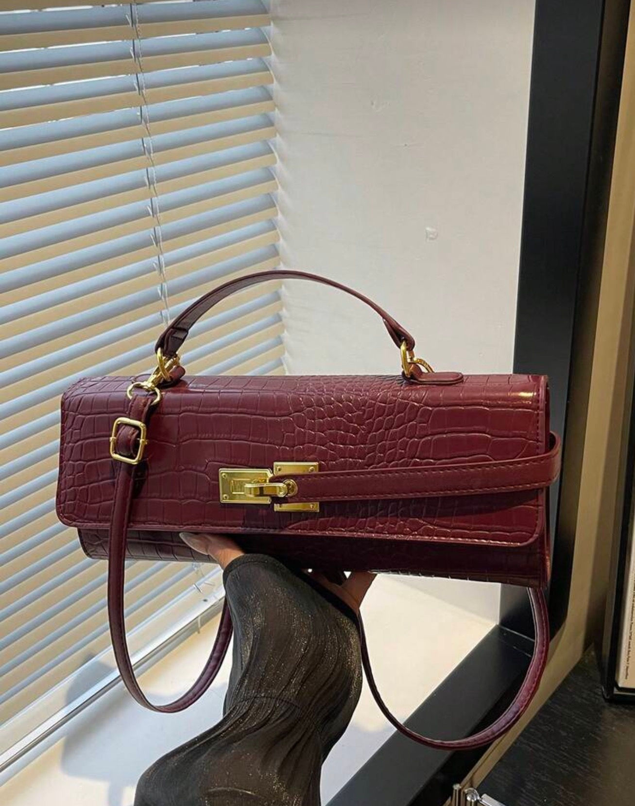 Albidalove PREMIUM 1-piece minimalist, versatile, and fashionable casual clutch 