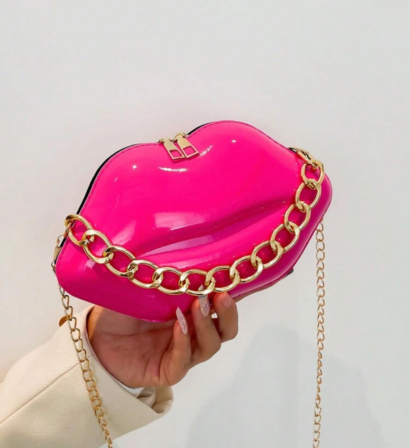 Albidalove Fashion Patent Leather Lips Shaped Women Chain Shoulder Bag, Crossbod