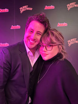 ANNIE OPENING/MSG