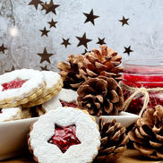Linzer Cookies