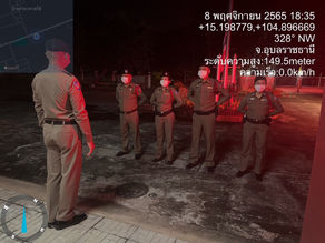 อำนวยความสะดวกและดูแลความสงบเรียบร้อยของประชาชนและนักท่องเที่ยว ในวันเทศกาลลอยกระทง