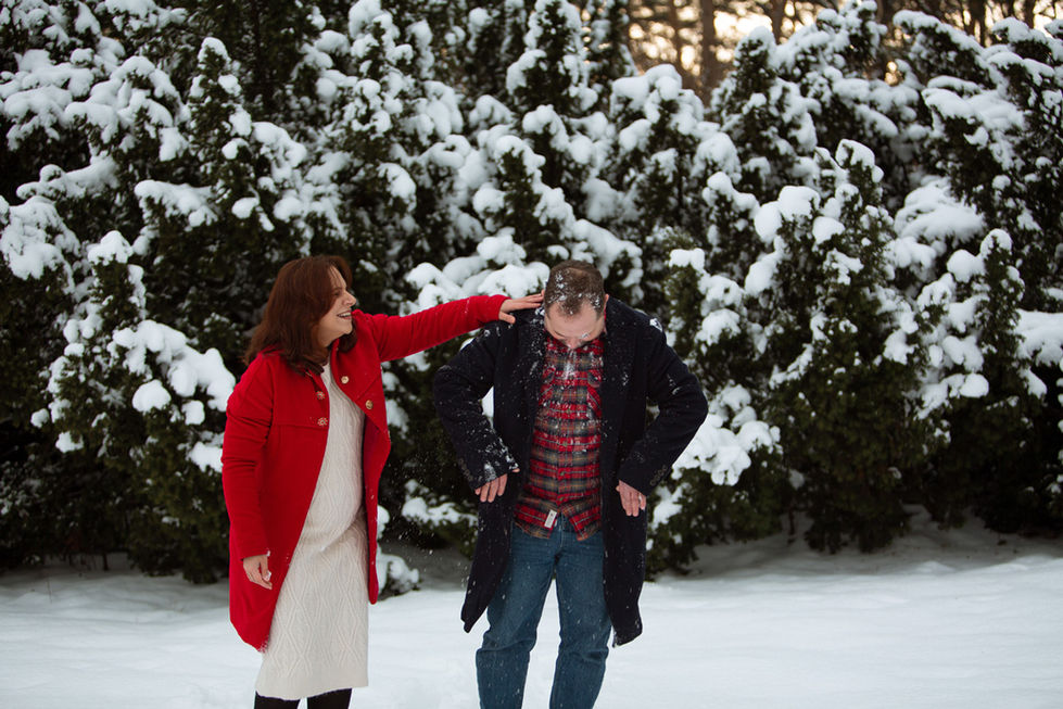 Зимова фотосесія для вагітних