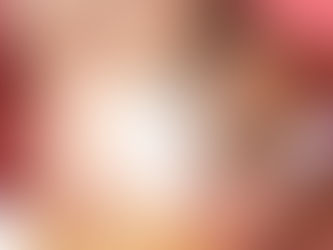 Crianças felizes e o reflexo do sol ao fundo