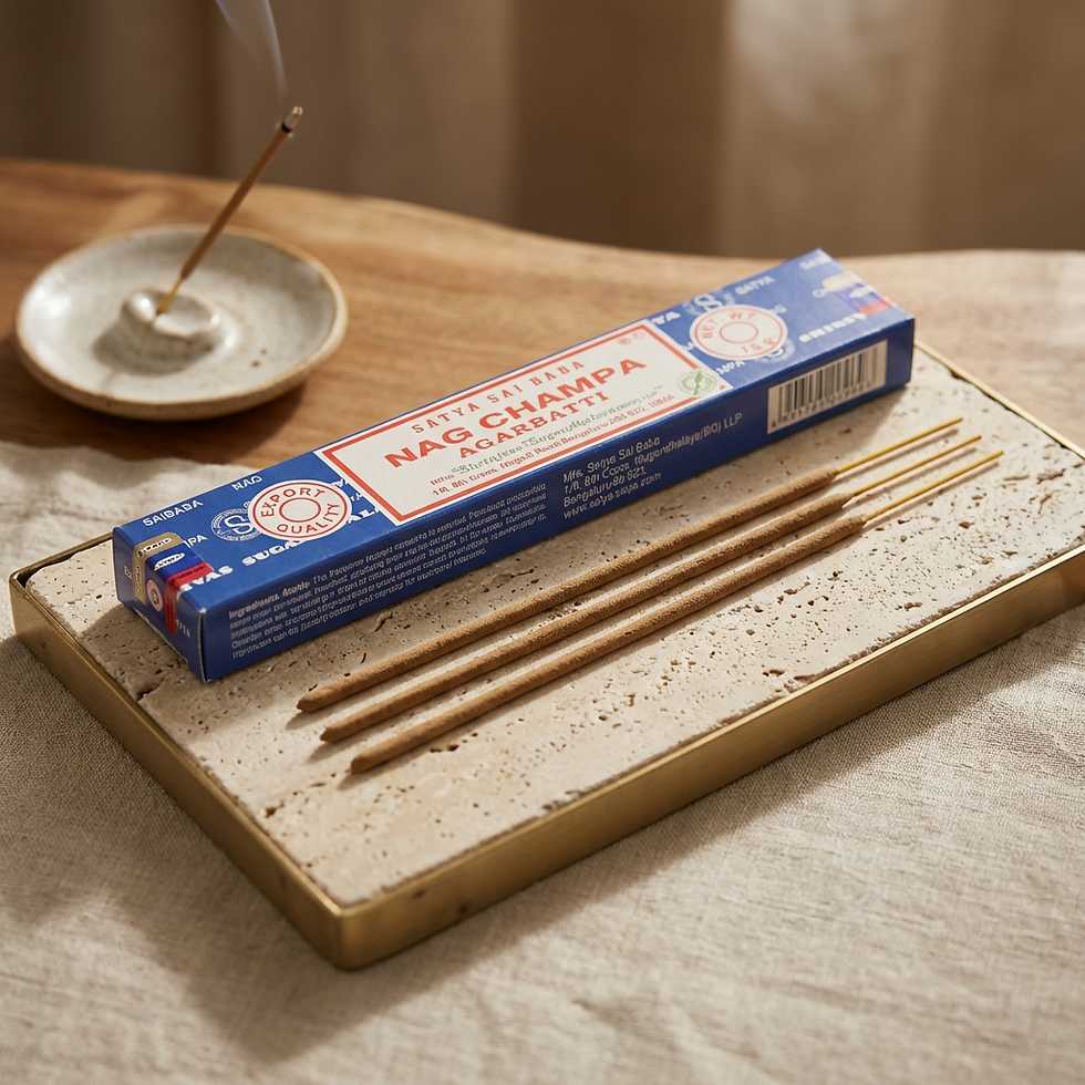 Satya Nag Champa Räucherstäbchen in der blauen Originalverpackung