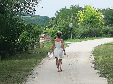 Örömben gyászolni