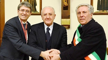 De Luca a Pietrelcina firma il protocollo con FFSS e Comune per i pellegrini