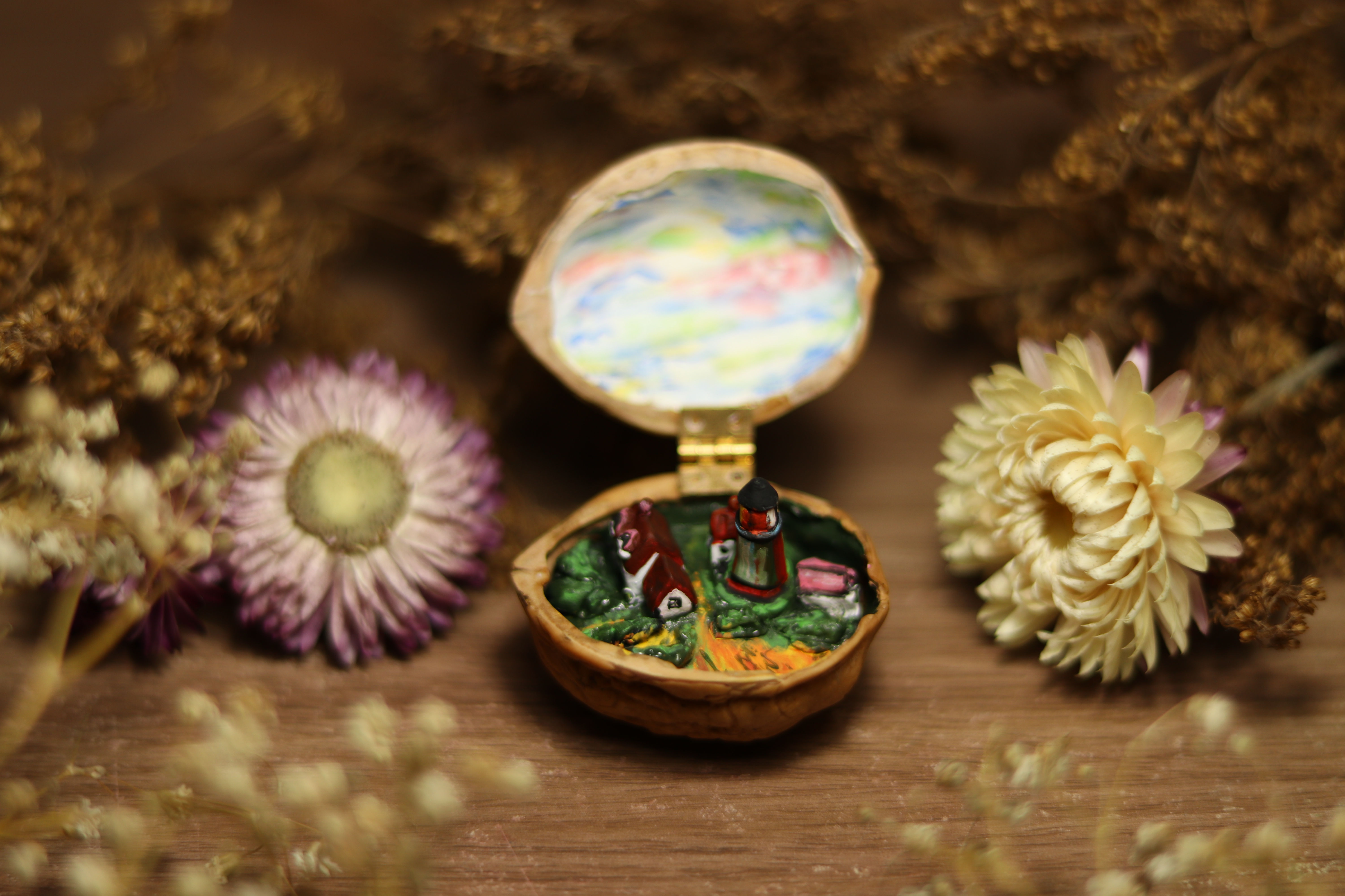 O Farol de Monhegan na Noz - 4,5 x 5,5 cm - por Rodrigo Paladino