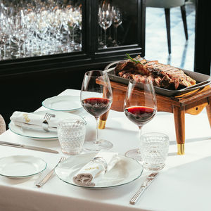 Chic Nonna. February. 2023