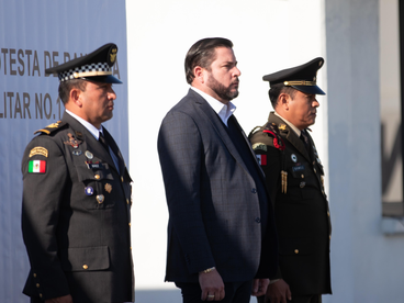 PRESIDENTE MUNICIPAL ISMAEL BURGUEĆO ASISTE A TOMA DE POSESIĆN DEL NUEVO COMANDANTE DE LA BASE AĆREA MILITAR N0. 12