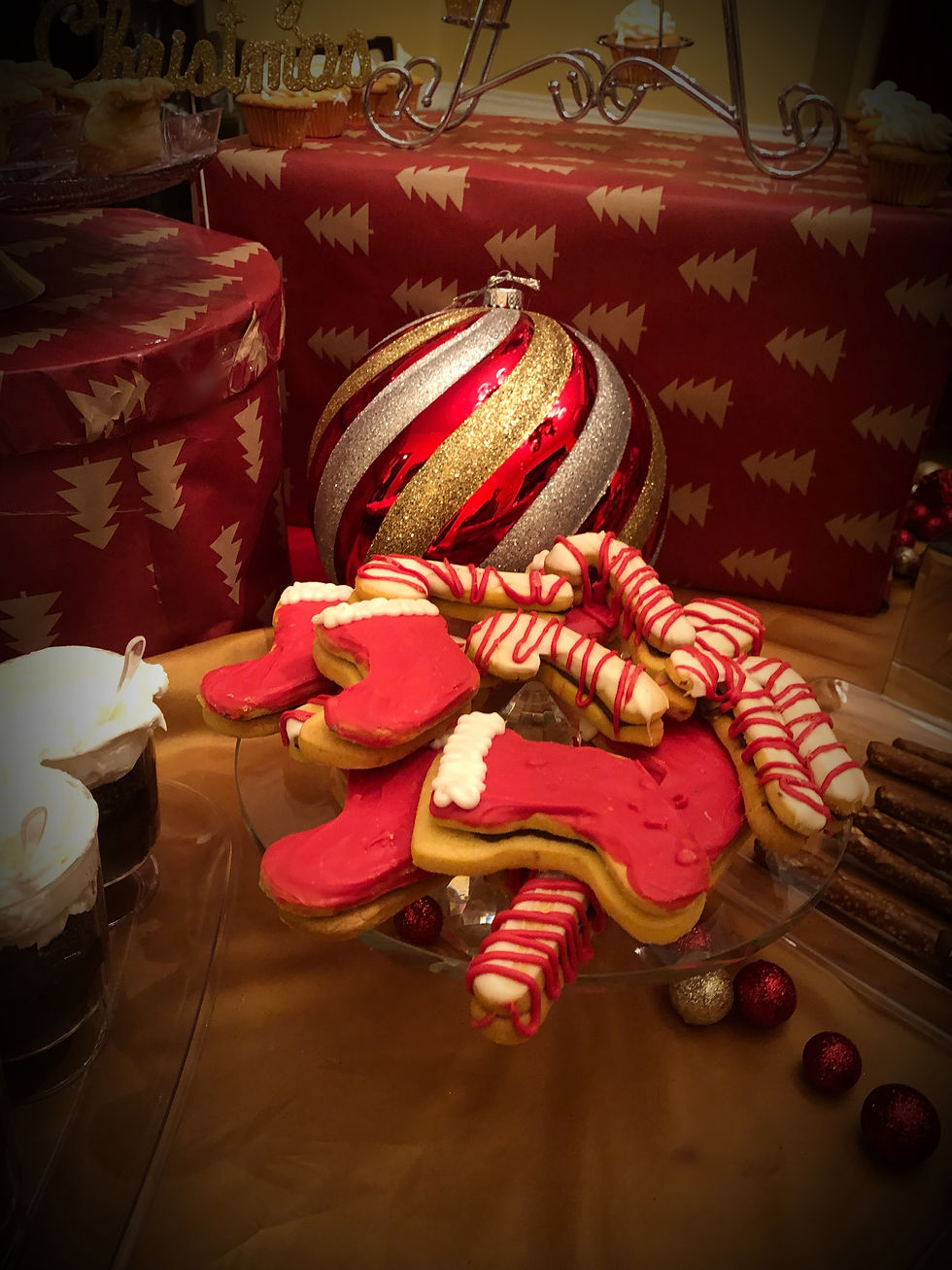 Red & Gold Christmas Buffet