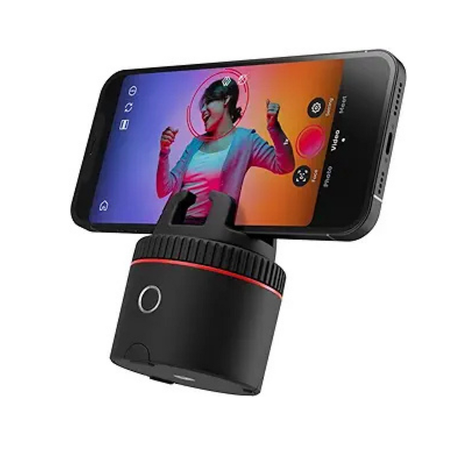 Pivo Holiday Gift Guide for Influencers Who Always Need Content