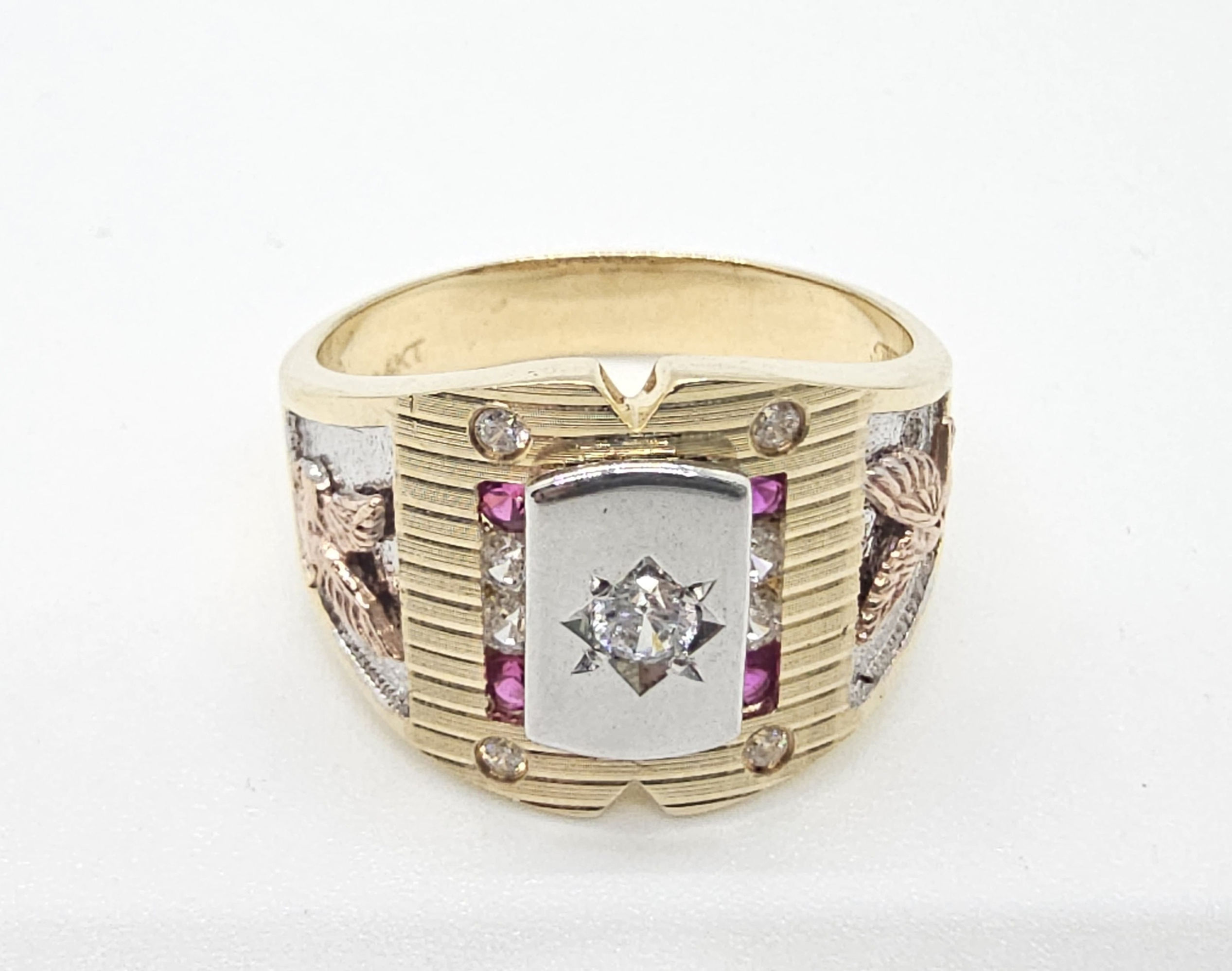 Ring in GOLD-C.M