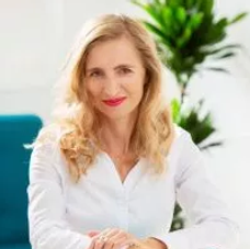 xAnna-Daria-Nowicka-2018-10-31-nowe-b_lekkie-200x300.jpg.pagespeed.ic.DjArwqE8Ro.webp