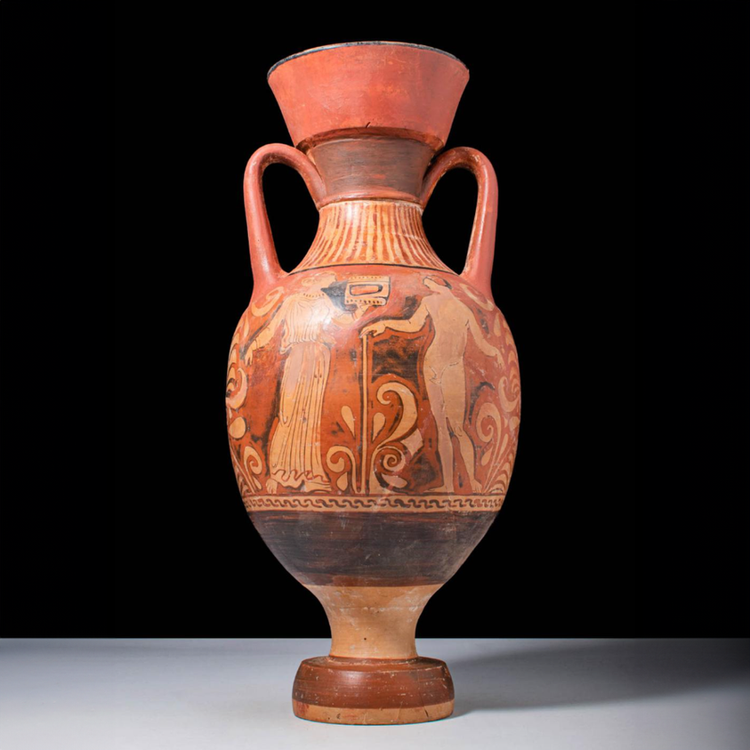 ancient apulian amphora