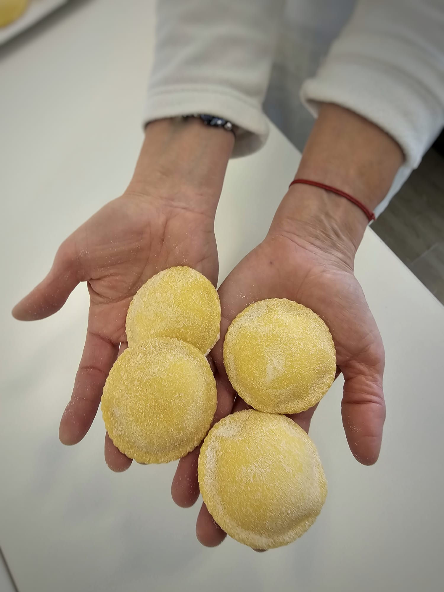 CAPPELLOTTI CON RIPIENO SQUACQUERONE