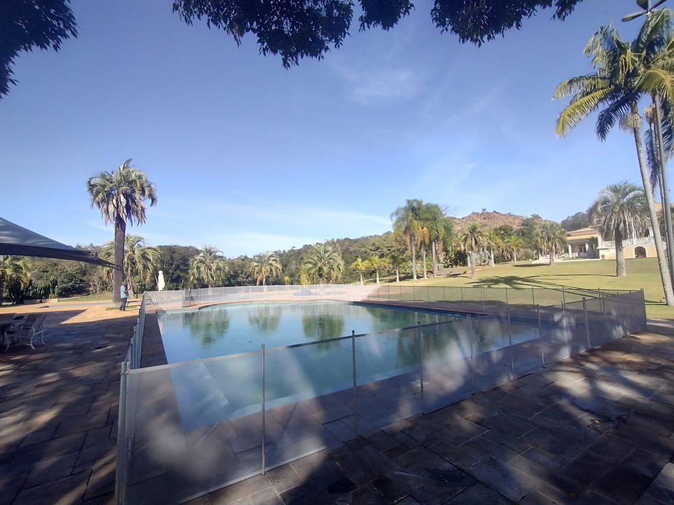 Instalação de cercas removíveis para piscinas