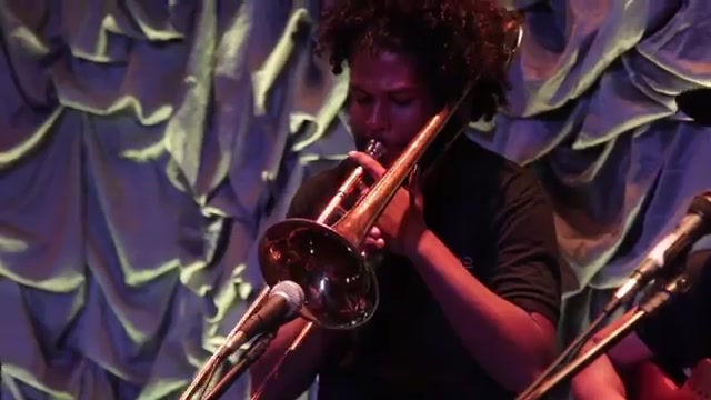 Miniatura: Revista Ginga Brasil Especial Edição CHINA PEREIRA