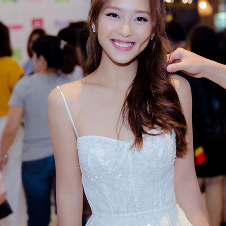 Smile! Khả Ngân 