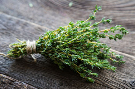 Herbes aromatiques LA BOX A ROTIR Méchou