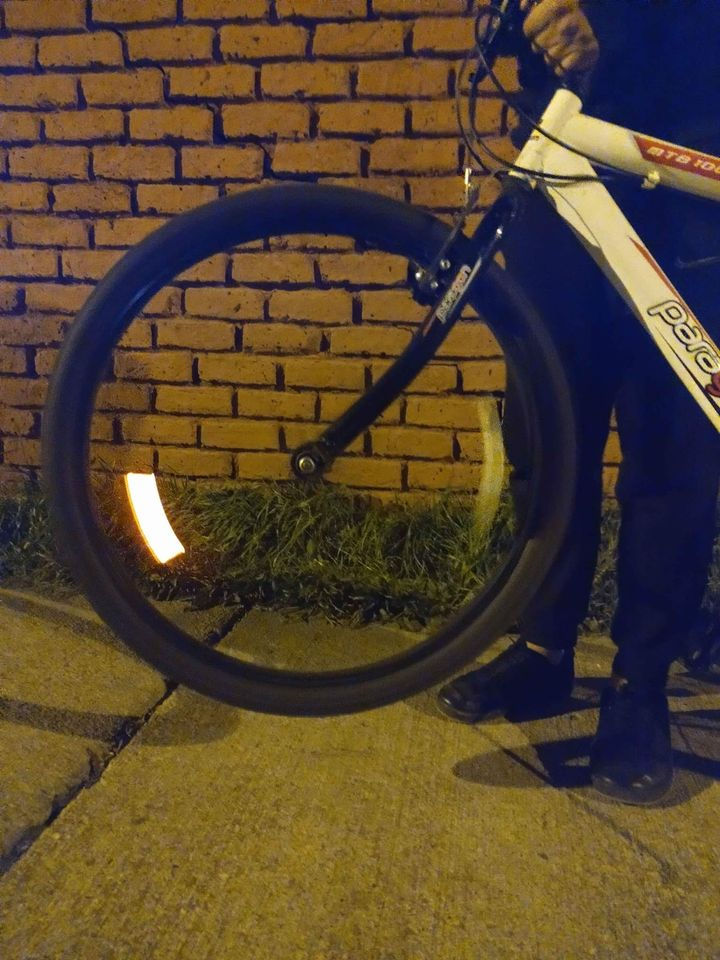 Miniatura: Luces para ruedas