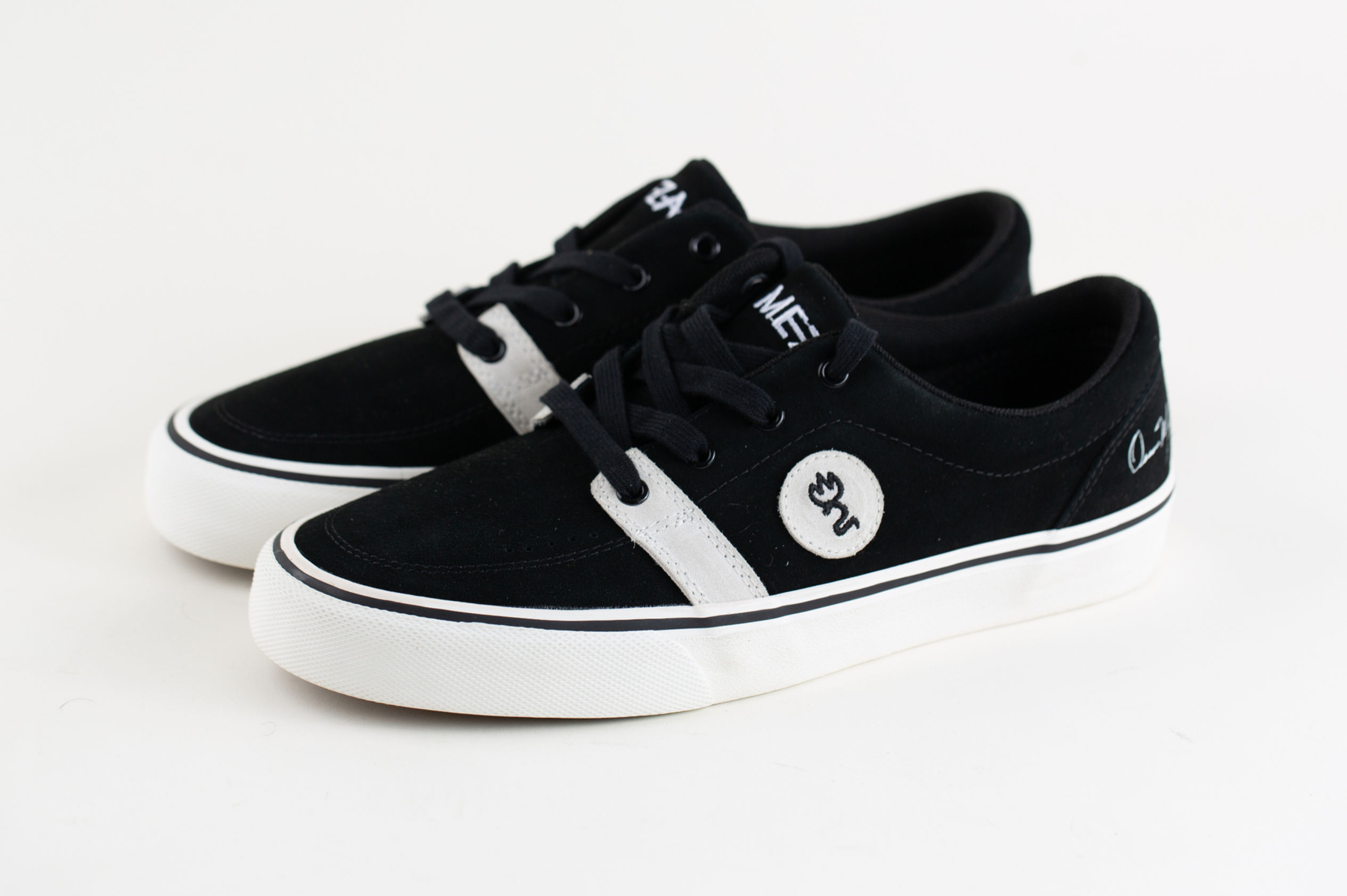 Oscar Meza Signature Shoe - Pre Order -Ships out in April - "Limited"