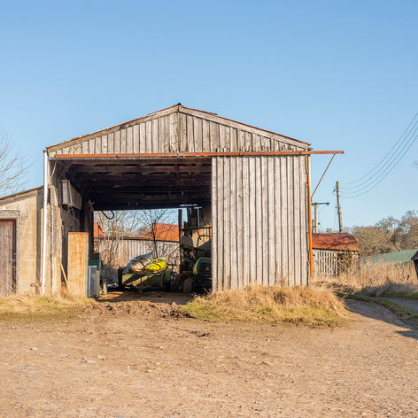 17. Weathered-Shed's.jpg