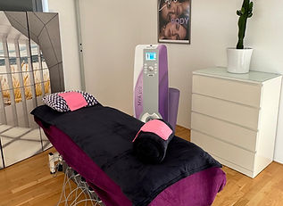 Bild 3 Behandlungsraum.jpg