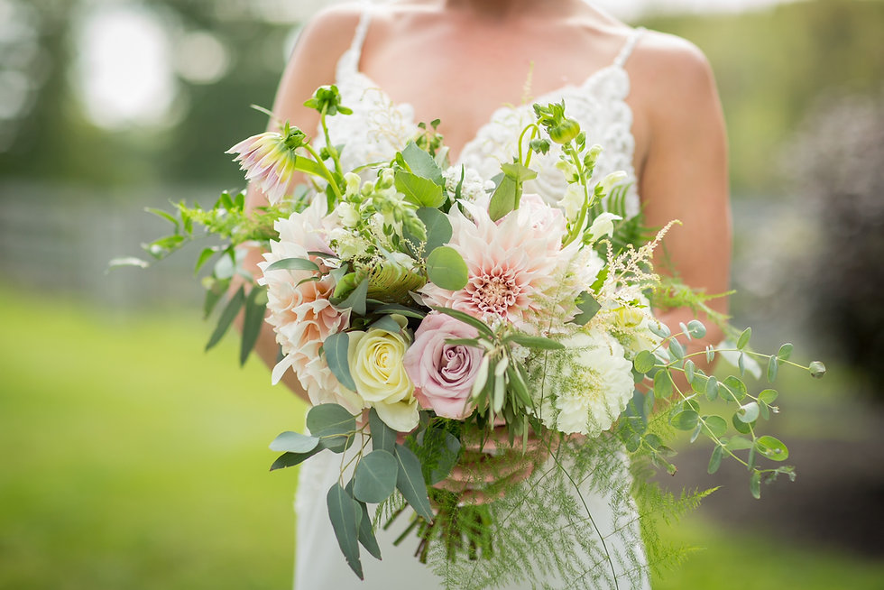 dahlia bouquet.jpeg