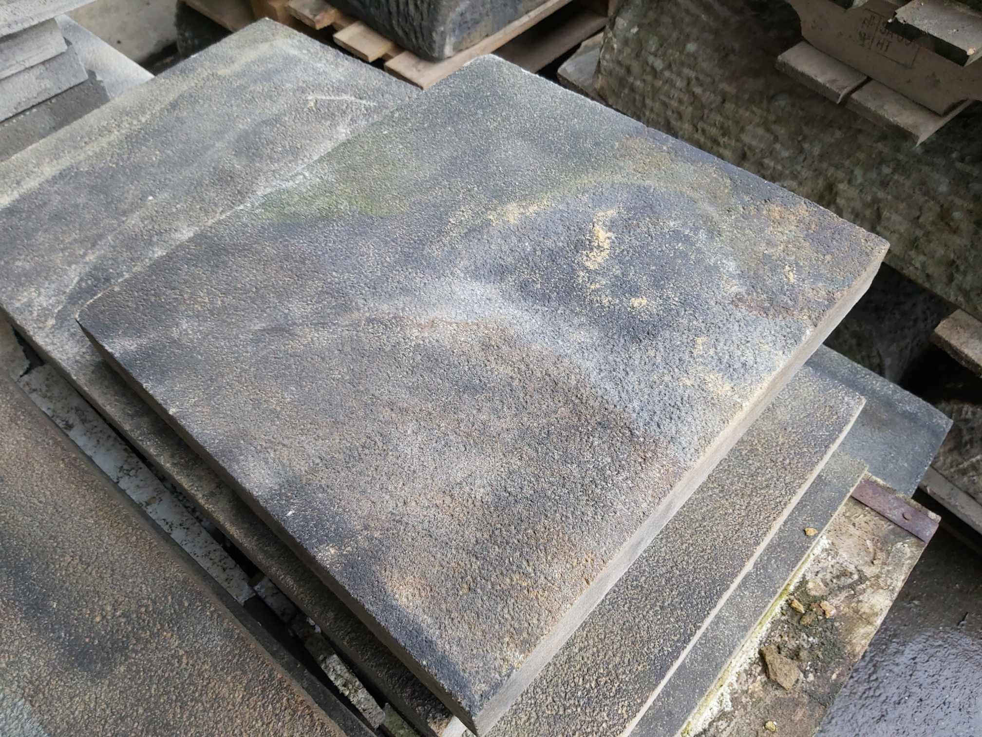 Sandstone water table 17" x 2"