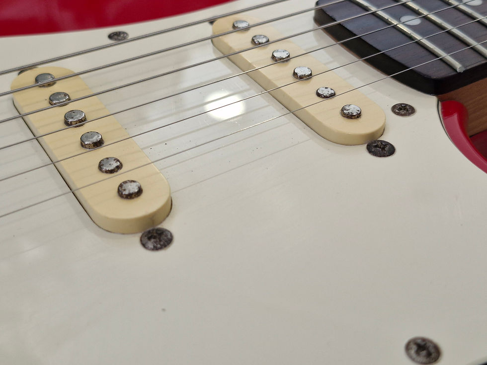 Thumbnail: Peavey Raptor International Series Electric Guitar