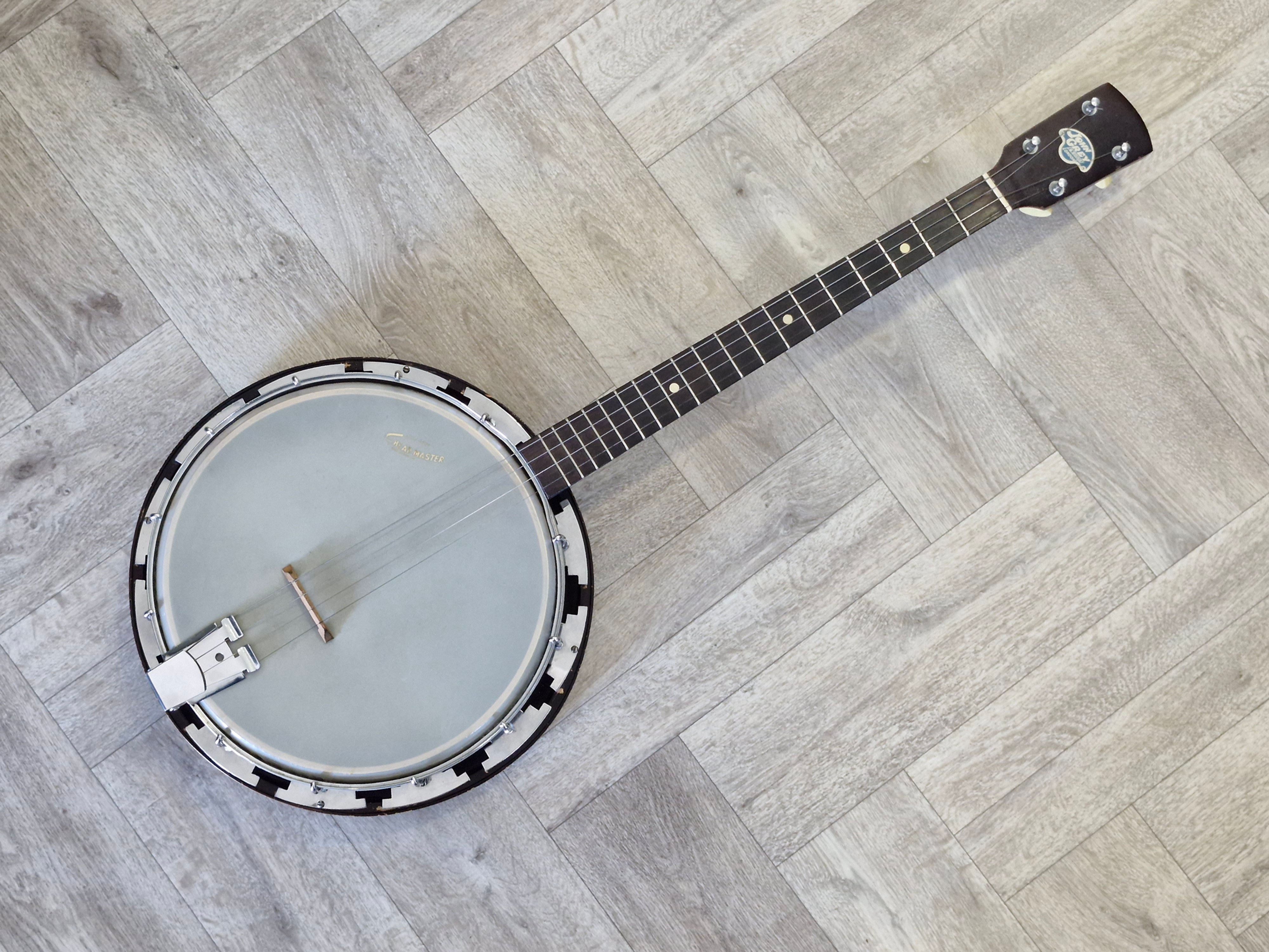 John Grey & Sons London Post-War 4 String Tenor Banjo With White Hard Case.